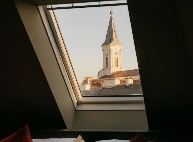 Aparthotel Weltwien Luxury Art & Free Parking