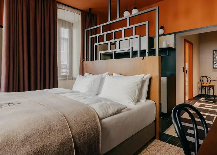 Weltwien Luxury Art & Free Parking 4*