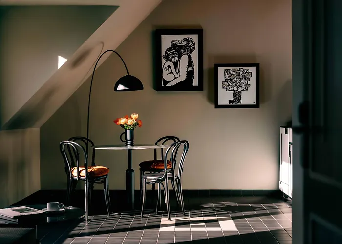 Aparthotel Weltwien Luxury Art & Free Parking 4*