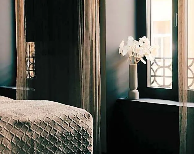 Weltwien Luxury Art & Free Parking 4* Wien