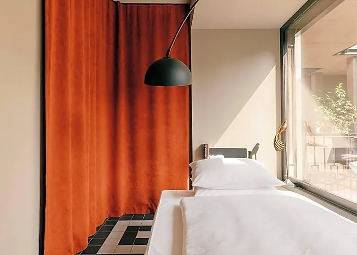 Aparthotel Weltwien Luxury Art & Free Parking 4*